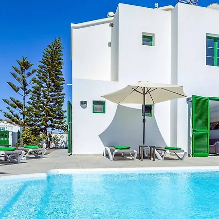 Amanecer Vista Willa